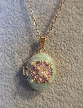 New Oval-shaped Mint Green Enamel Locket Necklace